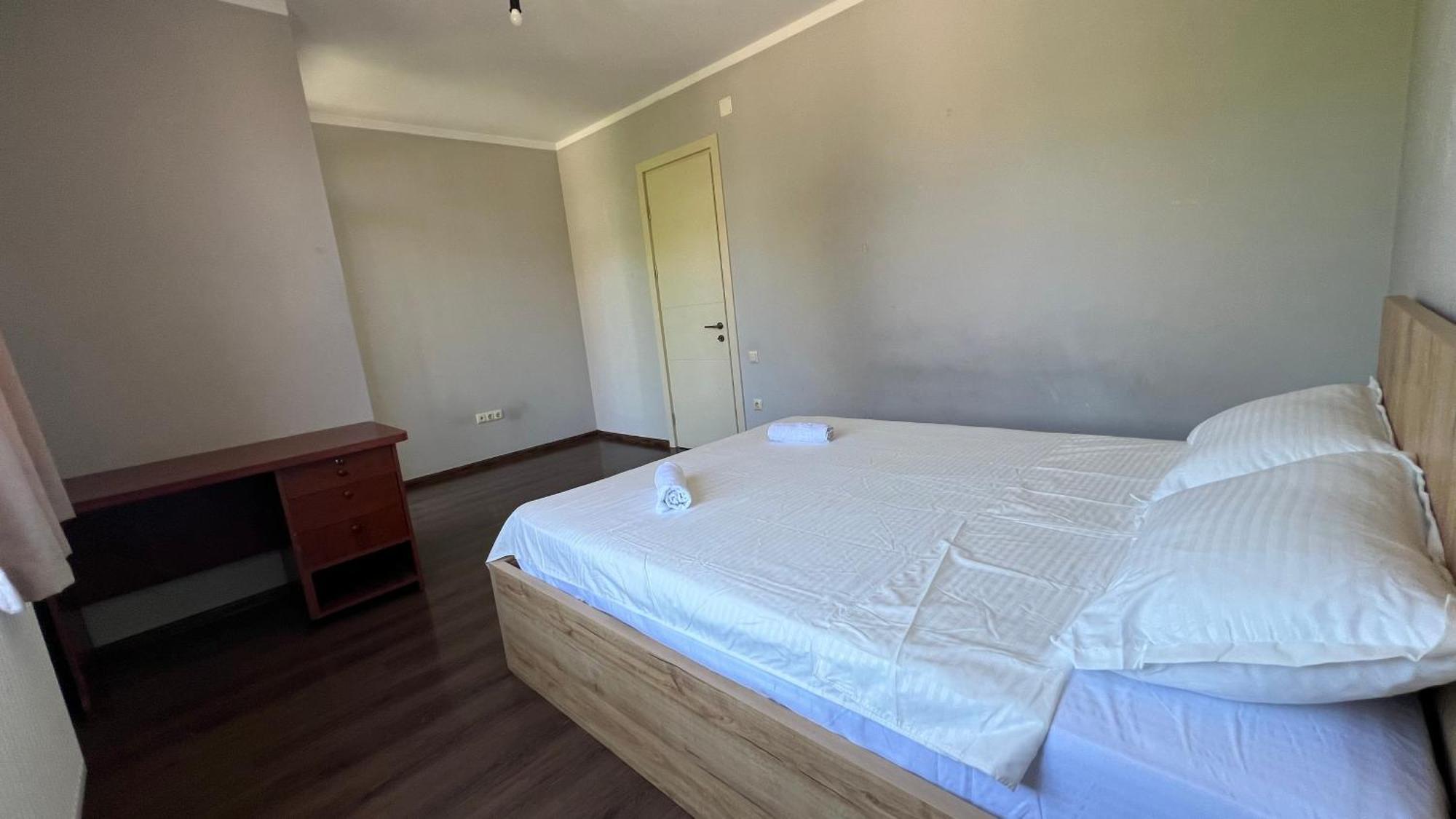 Garden House Tbilisi Hotel Ngoại thất bức ảnh